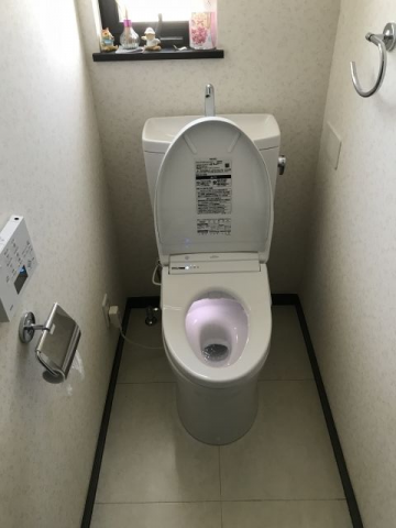 トイレ交換工事　神奈川県横浜市青葉区　TCF4713AK-NW1