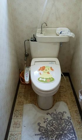 トイレ ガス給湯器交換工事　埼玉県草加市 - Before