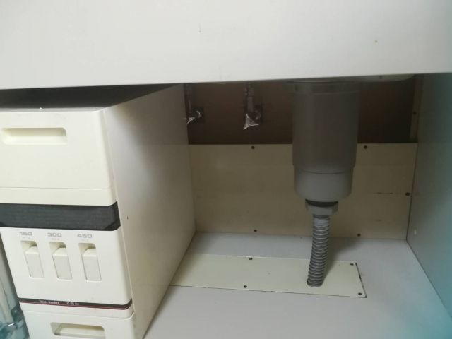 小型電気温水器交換工事　兵庫県神戸市東灘区　EHPN-H25N3 - Before