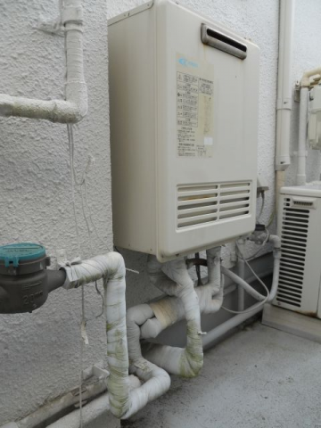 ガス給湯器交換工事　神奈川県横浜市中区　RUF-A1615SAW-A-set-13A - Before