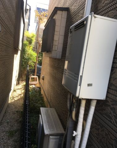 ガス給湯器交換工事　東京都三鷹市　RUF-A2005SAW-A-set-13A - Before