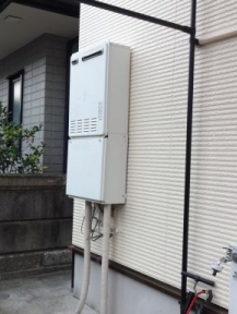 ガス給湯器交換工事　神奈川県小田原市　RUF-E2405AW-A-13A - Before