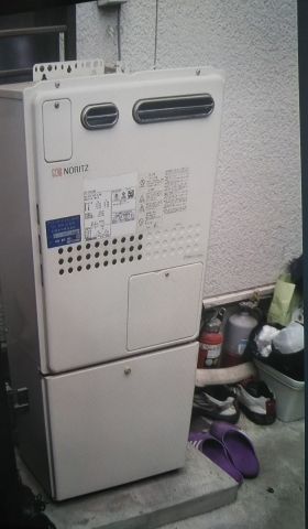 ガス給湯器交換工事　奈良県橿原市　RUF-A2405SAW-A-set-13A - Before