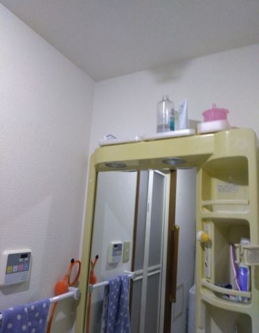 洗面化粧台交換工事　兵庫県神戸市中央区　GQM75KSCW+GQM75K1SMK+GQM001DG - Before