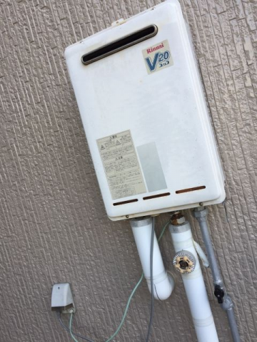 ビルトインガスコンロ ガス給湯器交換工事　静岡県湖西市　RHS31W23L7RSTW-LPG - Before