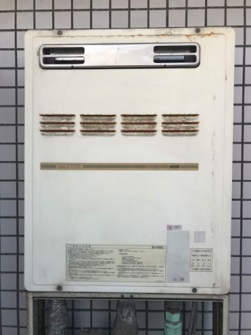 ガス給湯器交換工事　東京都荒川区 - Before