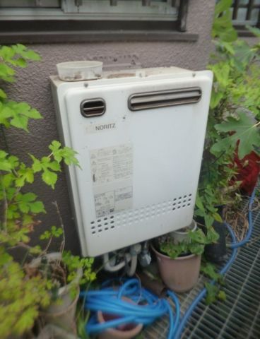 ガス給湯器交換工事　東京都世田谷区　RUF-A2405SAW-B-set-13A - Before