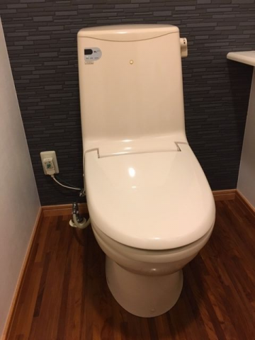 トイレ交換工事　長崎県長崎市　YBC-CL10S-DT-CL115A-BN8 - Before