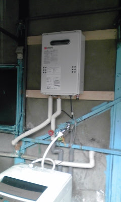 ガス給湯器新設・取付工事（既存電気温水器撤去・破棄処分共）/給水・給湯配管工事[給湯器・既設電温廻り]/台所リモコン配線工事　大阪府堺市美原区　GQ-1639WS-set - After