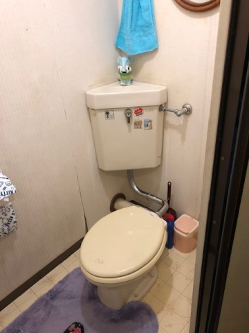 トイレ交換工事　和歌山県和歌山市 - Before