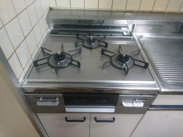 ビルトインガスコンロ レンジフード交換工事　東京都足立区　RS31W27U12DGVW-13A - After