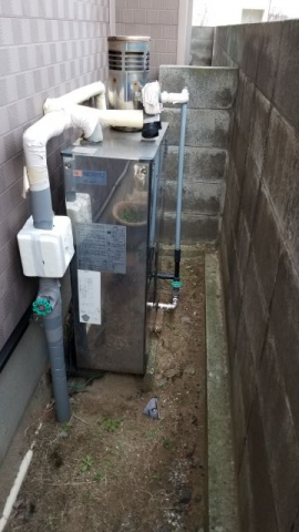 石油給湯器交換工事　石川県金沢市　OX-408YSV - Before