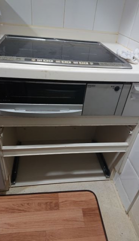 IHクッキングヒーター交換工事　神奈川県川崎市川崎区　CS-G318M - Before