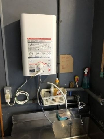 小型電気温水器交換工事　大阪府大阪市中央区　EWM-14 - After