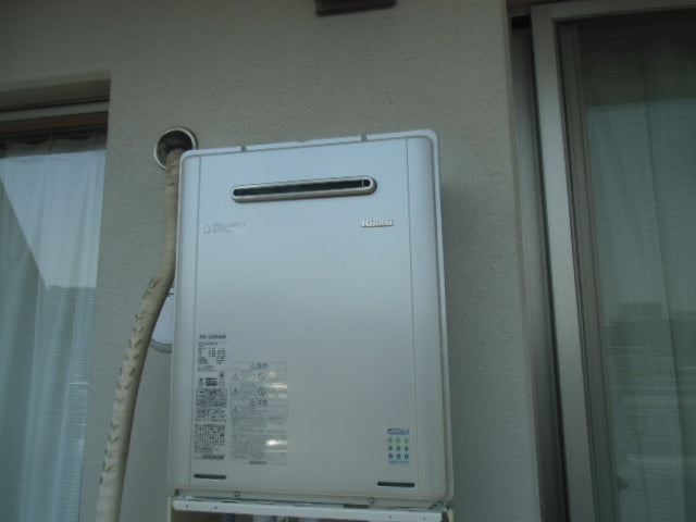 給湯器・配管カバー交換工事　神奈川県川崎市川崎区　RUF-E2405SAW-13A-set - After
