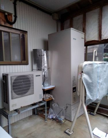 エコキュート交換工事　新潟県新潟市江南区　HWH-B466HA-base - Before