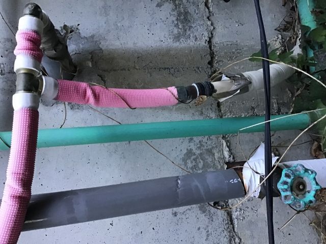 ガス給湯器交換工事　静岡県榛原郡吉田町　RUX-E2406W-set-LPG - Before