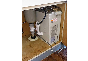 小型電気温水器取付工事　東京都渋谷区　EHPN-F6N3 - After