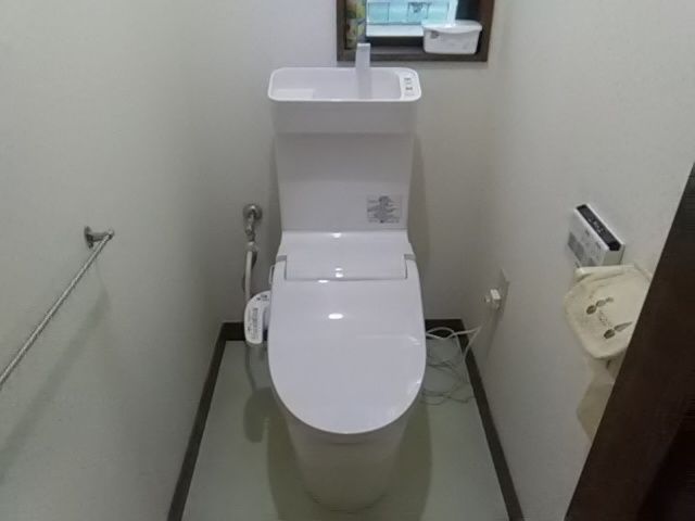 トイレ交換工事　神奈川県横須賀市　XCH3014RWST - After