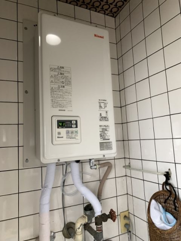 ガス給湯器交換工事　神奈川県相模原市南区　RUX-V1615SFFBA-E-13A - After