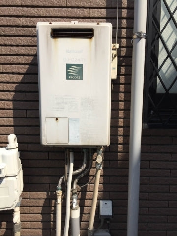 給湯器交換工事　東京都足立区　RUF-E2405SAW-13A - Before