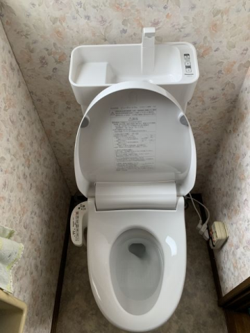 トイレ交換工事　東京都昭島市　XCH3013WST