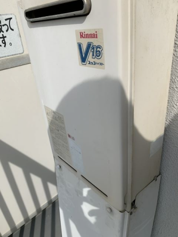 ガス給湯器交換工事　埼玉県三郷市　RUJ-A1610W-13A - Before