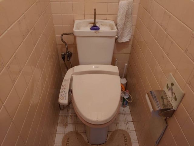 トイレ交換工事　福岡県北九州市小倉北区　TCF4733AKR-SC1 - Before