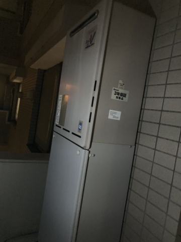ガス給湯器交換工事　神奈川県川崎市麻生区　RUF-A2405AW-B-set-13A - Before