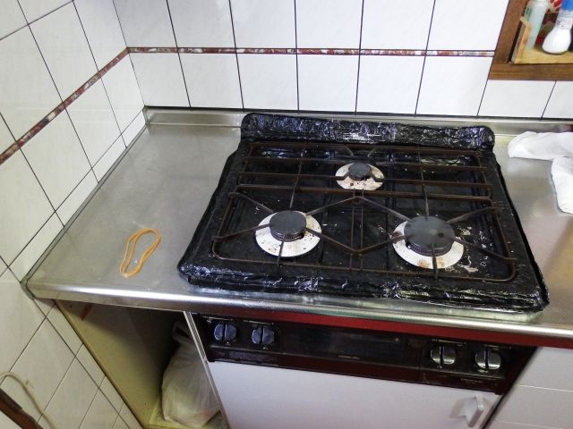 ビルトインガスコンロ ガス給湯器交換工事　愛媛県松山市　RHS31W23L8RSTW-LPG - Before