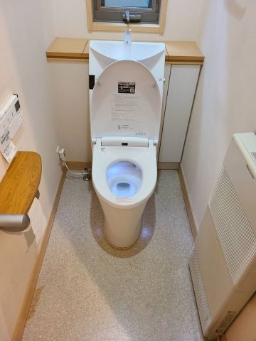 トイレ交換工事　岐阜県高山市　YBC-A10H-DT-386JH-BW1 - After