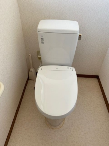 トイレ交換工事　大分県中津市　CW-EA23QC-BW1