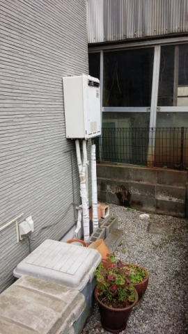 給湯器交換工事　千葉県柏市　RUF-E2405SAW-13A-set - Before