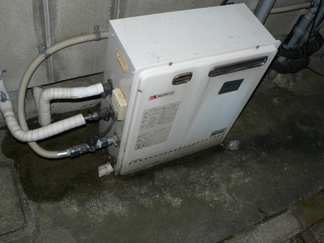 給湯器交換工事　大阪府大阪市阿倍野区　RUF-E2405SAG-set-13A - Before