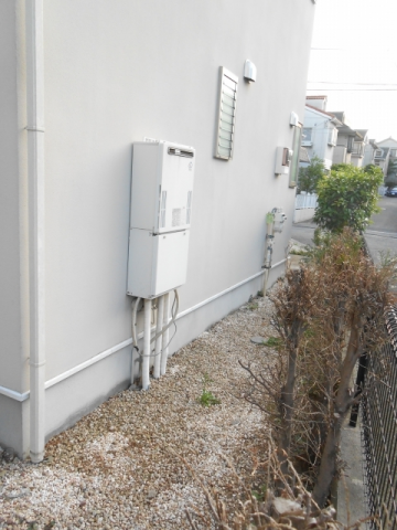 給湯器交換工事　神奈川県横浜市青葉区　RUF-E2405SAW-13A-set - Before