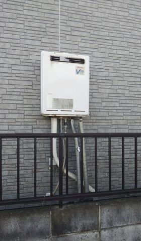ガス給湯器交換工事　埼玉県越谷市　RUF-A2005SAW-B-set-LPG - Before