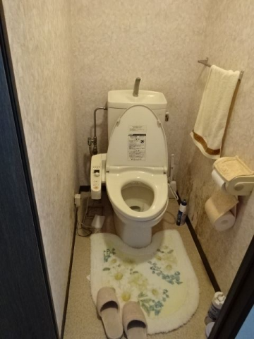 便座 蛇口交換工事　床CF　壁紙　千葉県船橋市　TCF4713AKR-NW1 - Before