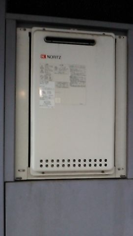 ガス給湯器交換工事　神奈川県横浜市保土ケ谷区　GQ-1639WE-1-13A - Before