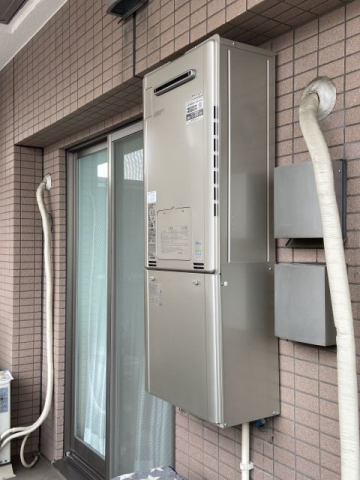 ガス給湯器交換工事　東京都板橋区　RUFH-E2405SAW2-3-A-13A - After