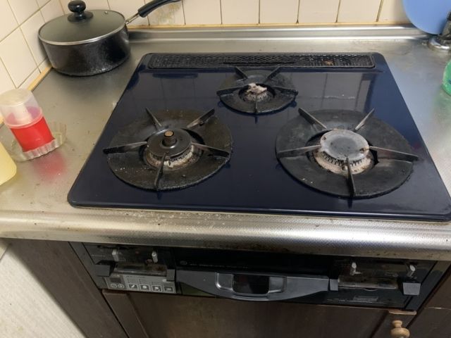 ビルトインガスコンロ レンジフード 蛇口交換工事　兵庫県明石市　RS31W27P12DVW-13A - Before