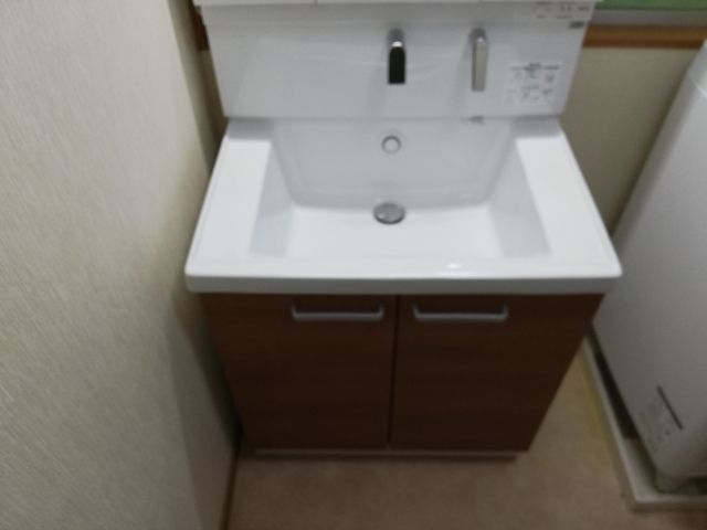 洗面化粧台交換工事　神奈川県鎌倉市　LDSWB075BAGEN1-C - After