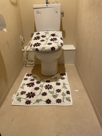 トイレ交換工事　千葉県千葉市稲毛区 - Before