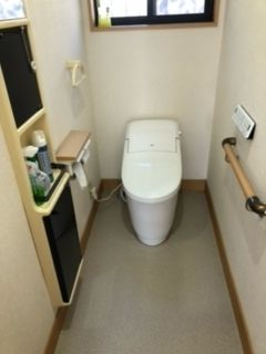 トイレ交換工事　愛知県豊橋市　YBC-CL10S-DT-CL114A-N-BW1