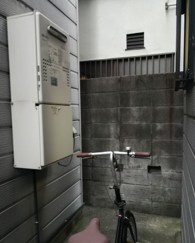 ガス給湯器交換工事　大阪府大阪市住之江区　RVD-E2405SAW2-1-A-set-13A - Before