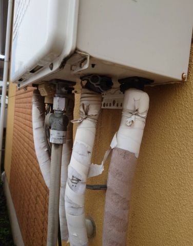 ガス給湯器交換工事　埼玉県川口市　sa-GT-C2062SAWX-2-BL-set-13A - Before