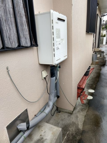 ガス給湯器交換工事　長崎県佐世保市　GT-2460SAWX-2-BL-set-LPG - Before
