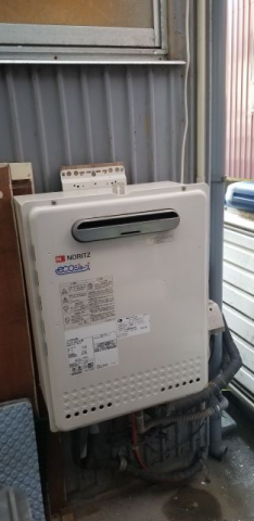 ガス給湯器交換工事　静岡県島田市　GT-C2062SAWX-2-BL-set-LPG - Before
