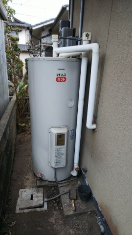電気温水器交換工事　岡山県岡山市中区 - Before