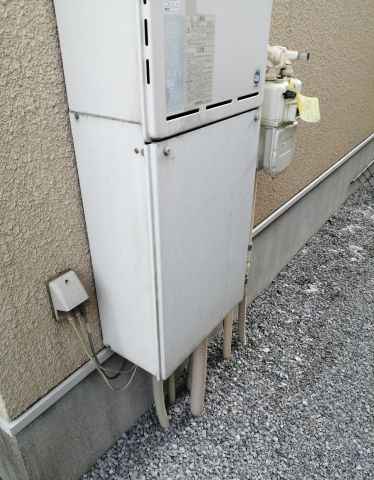ガス給湯器交換工事　栃木県小山市　GT-C2062SAWX-2-BL-13A - Before