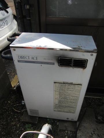 石油給湯器交換工事（笹原,塩入）　埼玉県狭山市　UKB-SA380XP4-M - Before